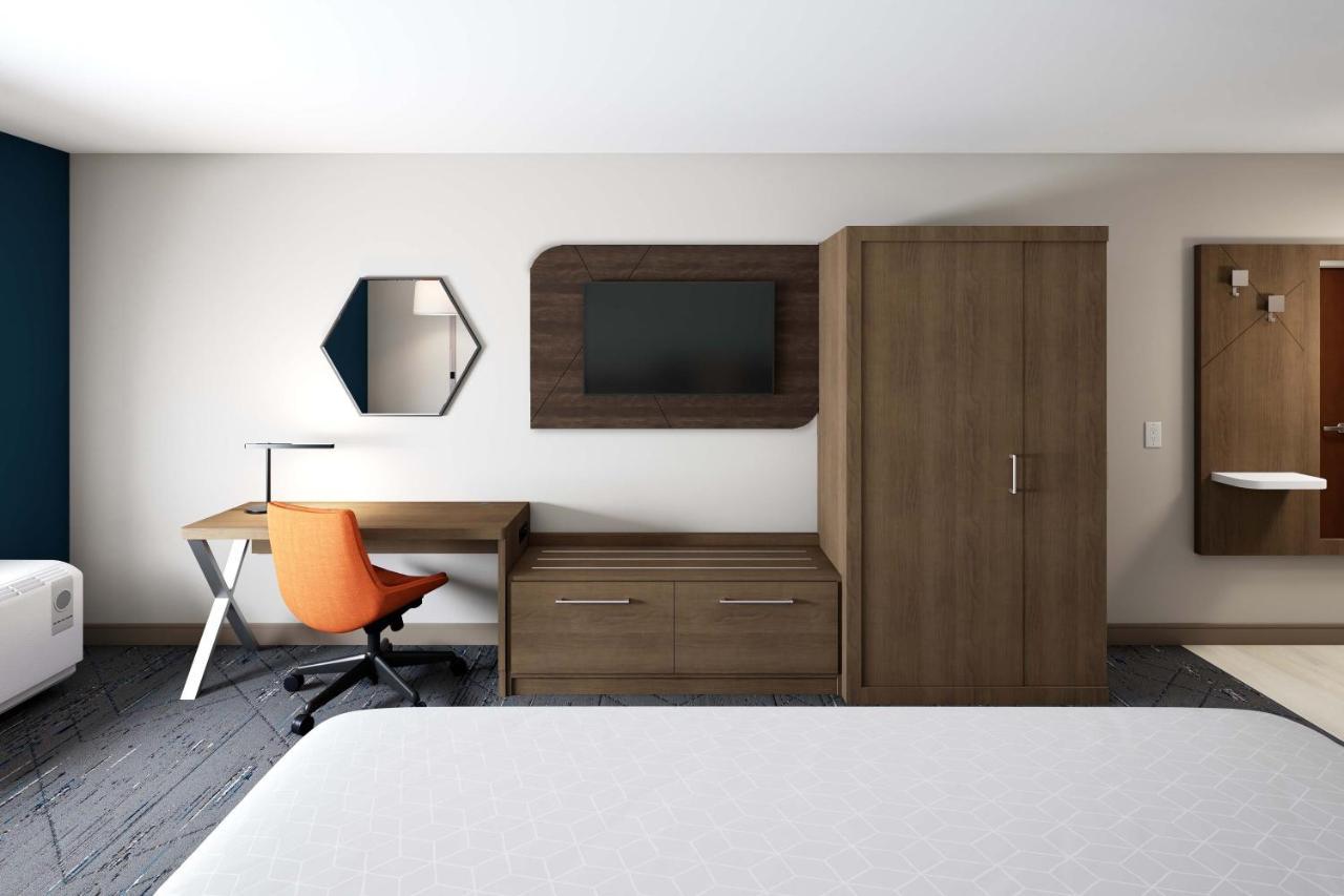 Holiday Inn Express & Suites Reedsburg - Dells Area By Ihg 外观 照片