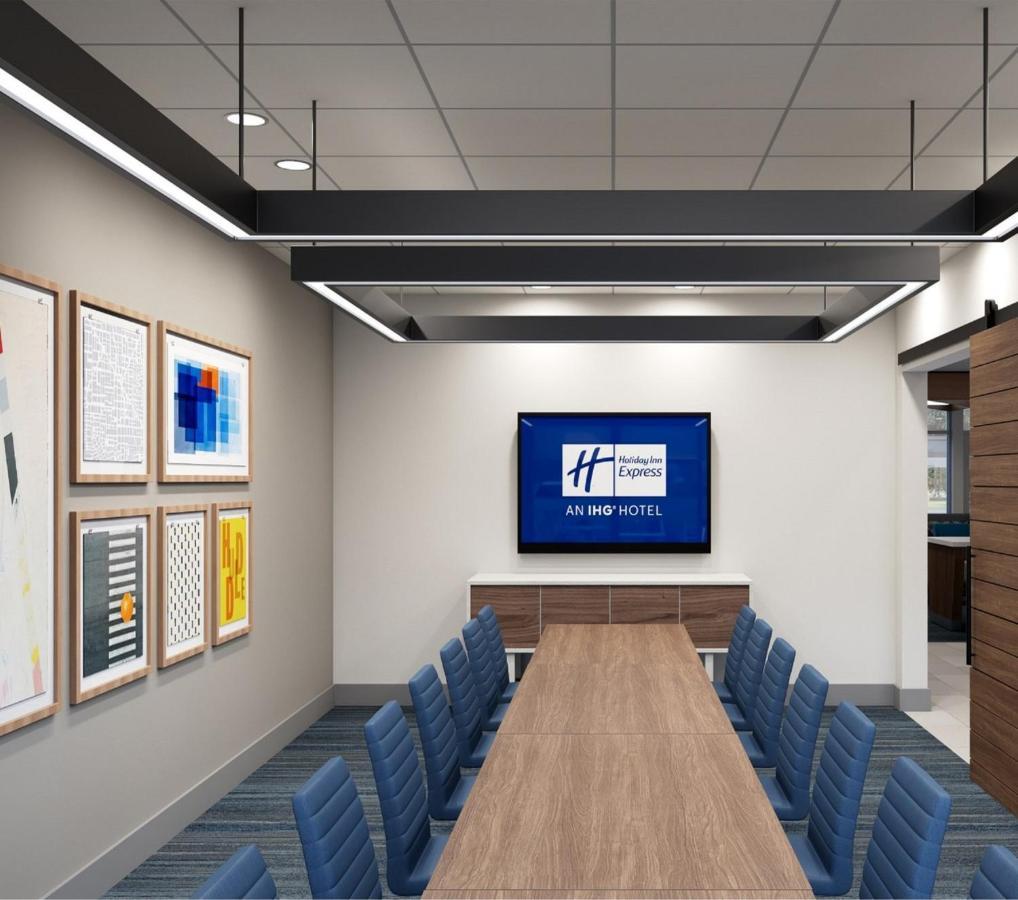 Holiday Inn Express & Suites Reedsburg - Dells Area By Ihg 外观 照片