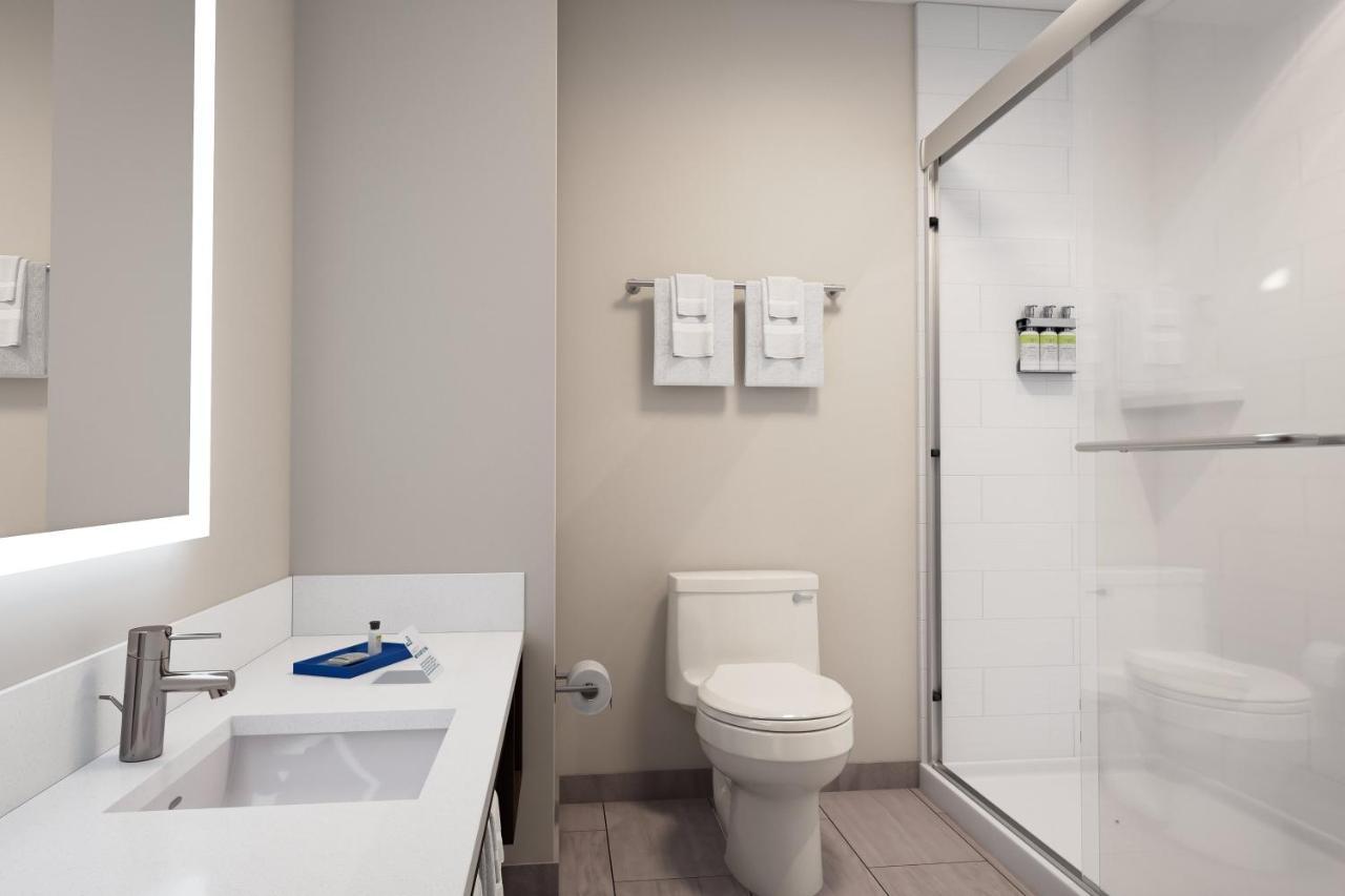 Holiday Inn Express & Suites Reedsburg - Dells Area By Ihg 外观 照片