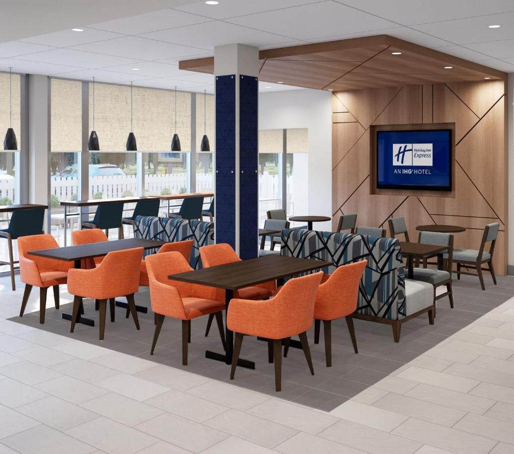 Holiday Inn Express & Suites Reedsburg - Dells Area By Ihg 外观 照片