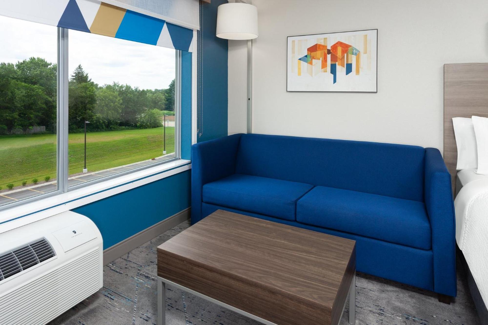 Holiday Inn Express & Suites Reedsburg - Dells Area By Ihg 外观 照片