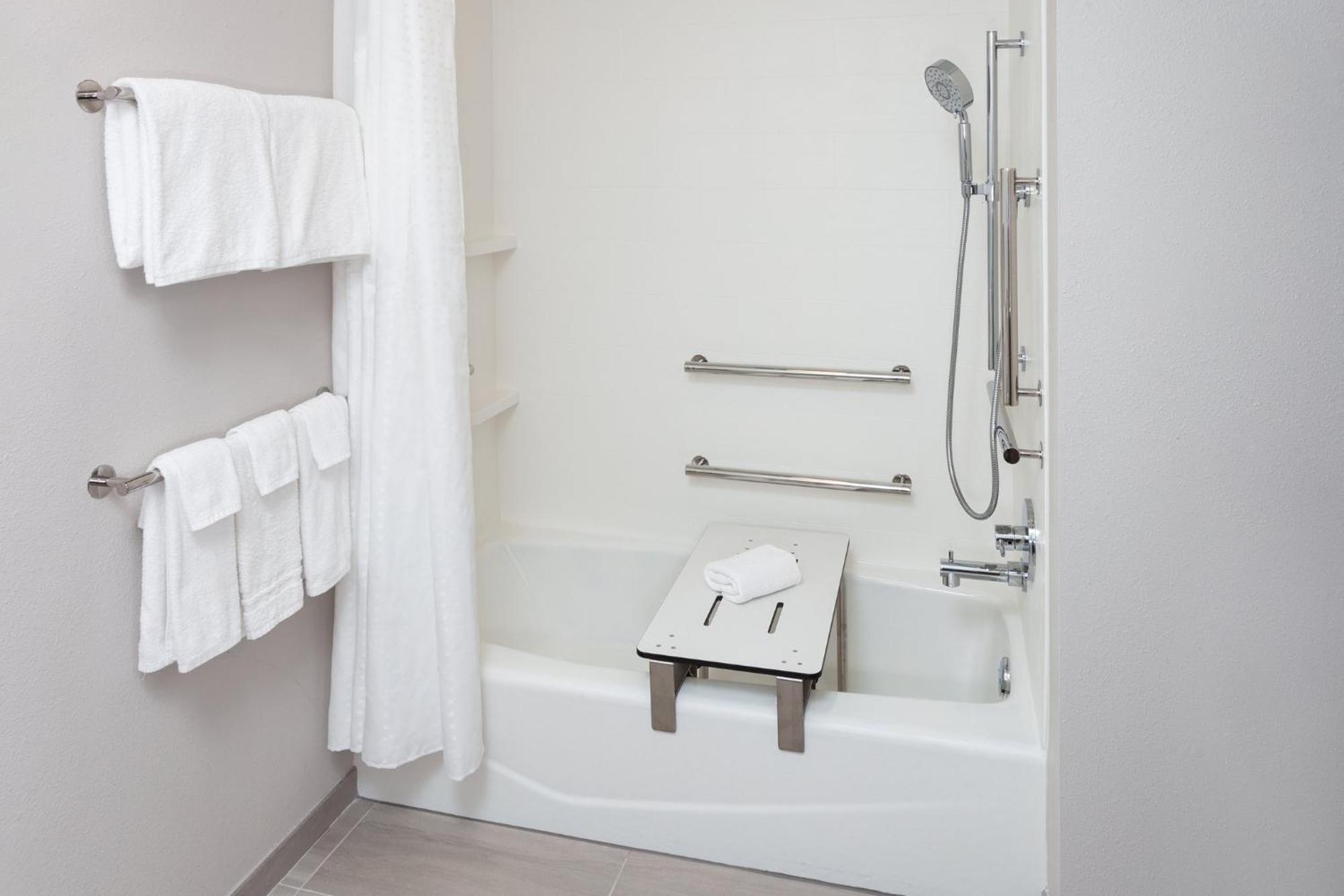 Holiday Inn Express & Suites Reedsburg - Dells Area By Ihg 外观 照片