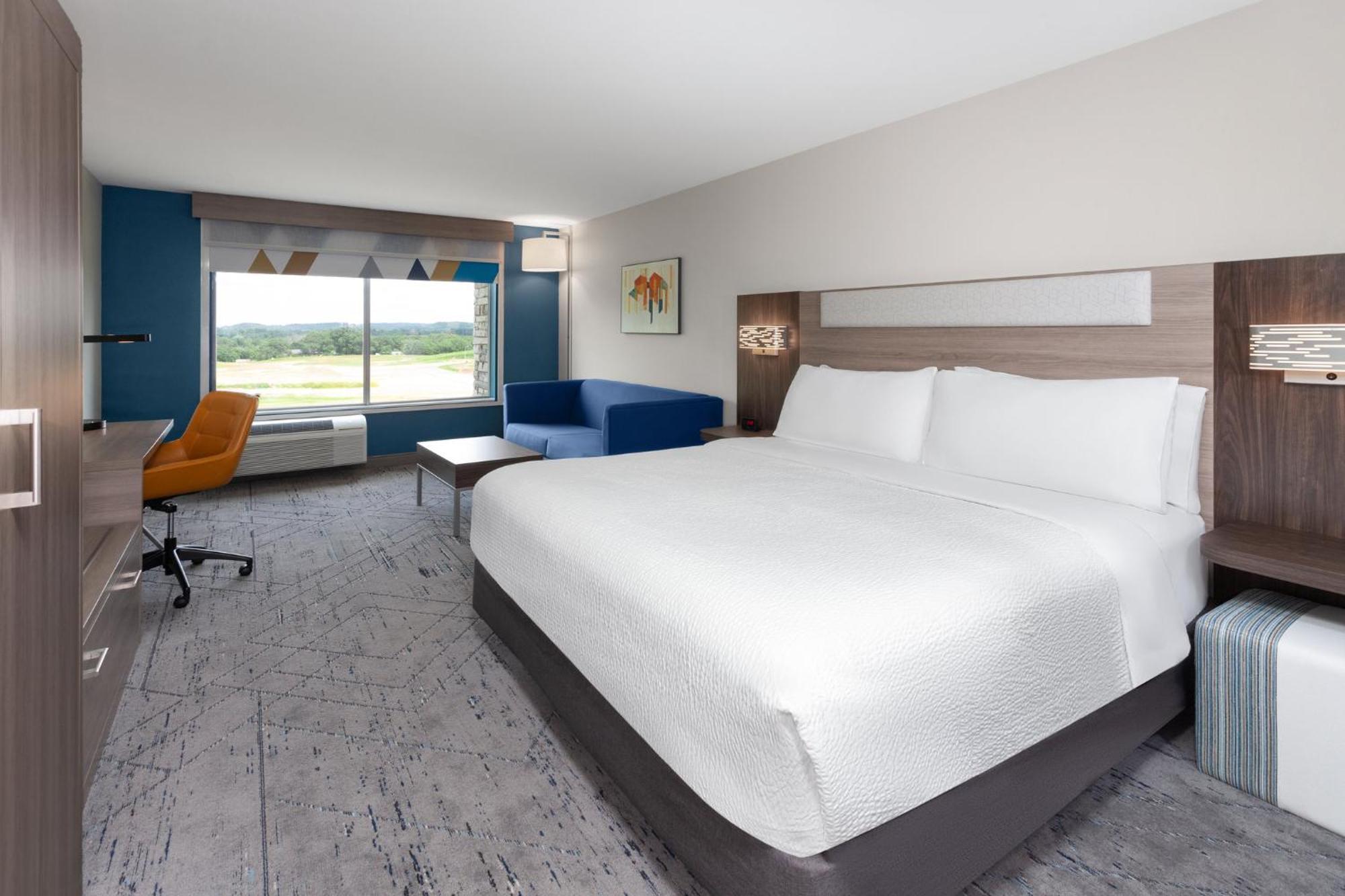Holiday Inn Express & Suites Reedsburg - Dells Area By Ihg 外观 照片